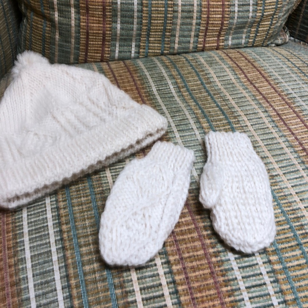 Hand Knit Cap and Mittens in Cream Wool